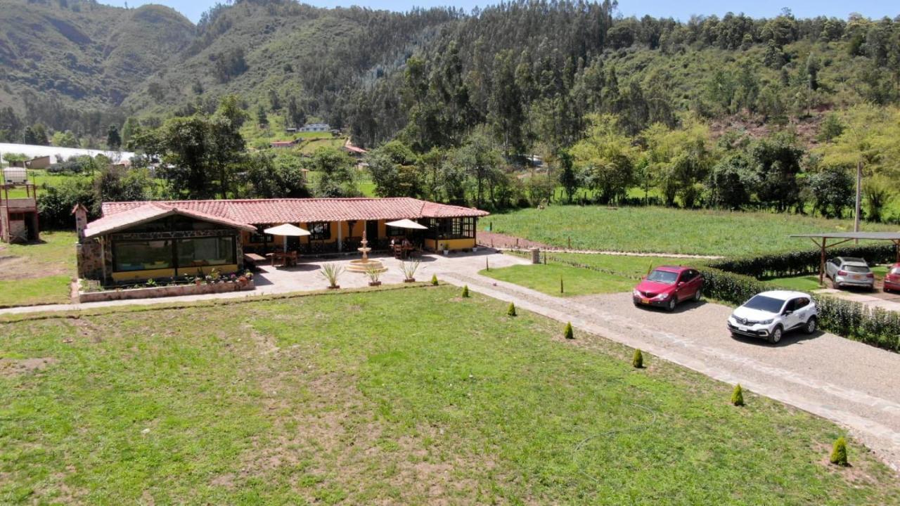 Hospedaje Villa Eucalyptus Nobsa Exterior foto